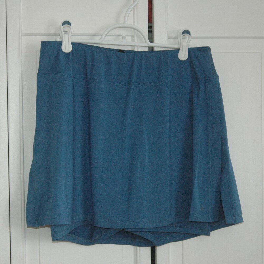 SkirtSports Skort